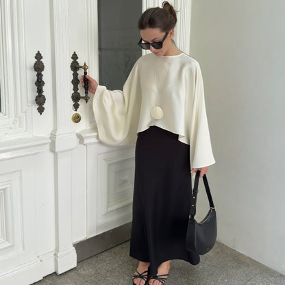 Blouse Satinée Ample Zoe – Élégance Minimaliste