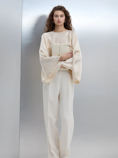 Blouse Satinée Ample Zoe – Élégance Minimaliste