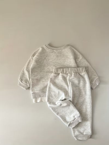 Ensemble Bébé Ourson – Sweat & Pantalon Gris Chiné